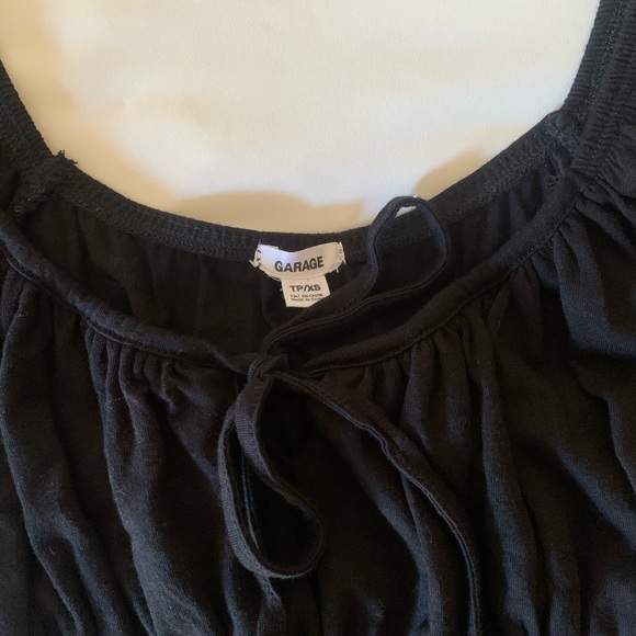 garage cropped lettuce edge top - Picture 2 of 2